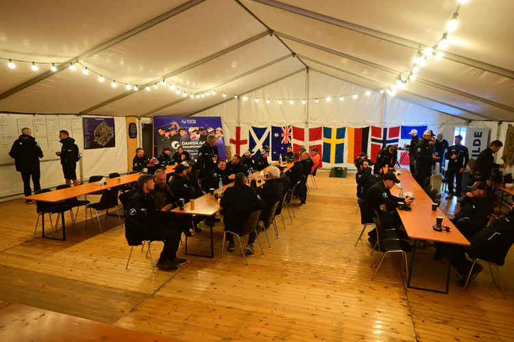 The work began each day at 04:30 with a morning meeting and plenty of strong coffee.