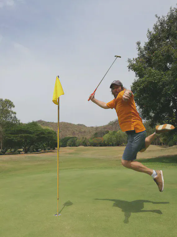 Introducing a new birdie dance at Royal Hua Hin