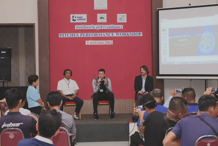 John Ledwidge answers a question during the FA Thailand & Thai League's Pitch Performance Workshop on August 5. Photo by Boy Yothin.