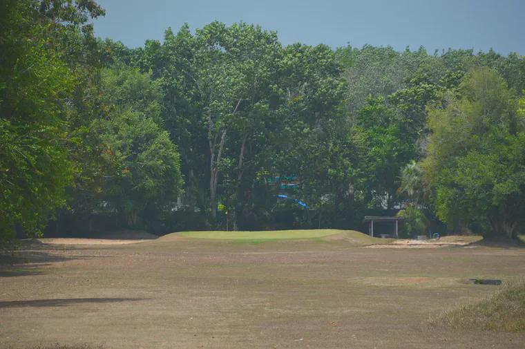 The 1st at Khet Udom Sak GC in Chumporn, Thailand: manilagrass greens, carpetgrass through the green, no fairway irrigation